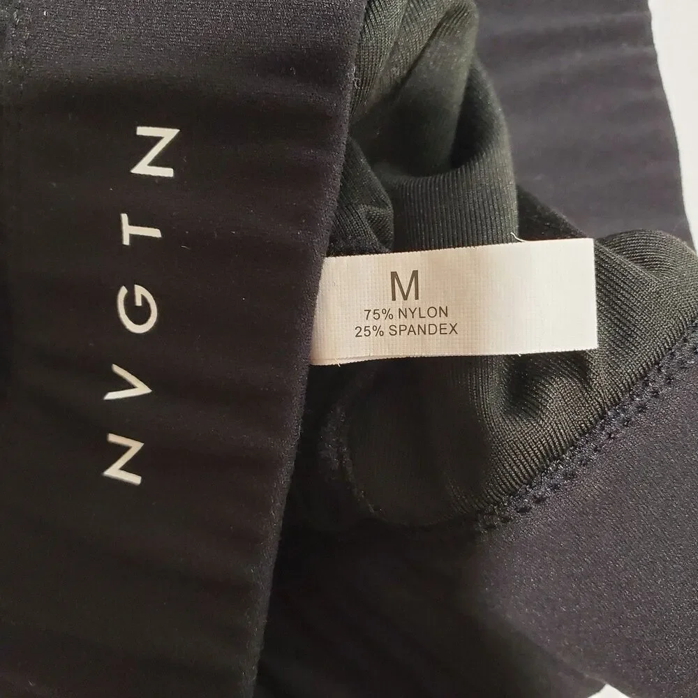 NVGTN Black Oasis Sports Bra Black size Medium Cross Strappy Racerback pull on